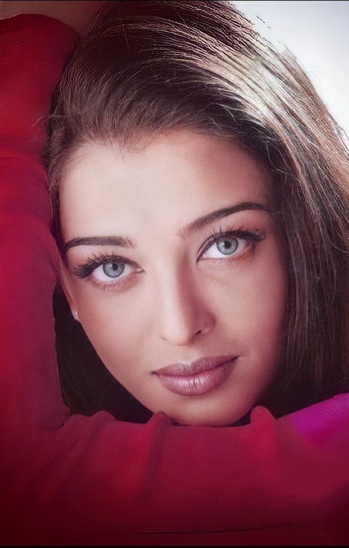 Guys,do you prefer thin eyebrows ?