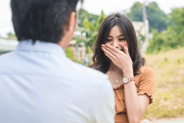 Would you take it as a compliment if someone told you that youre kinda cute?