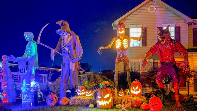 When are you decorating for Halloween /|\ ^._.^ /|\ ?