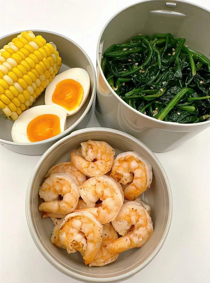 Do you make lunchbox for yourself/your partner or do you prefer to just buy the lunch?