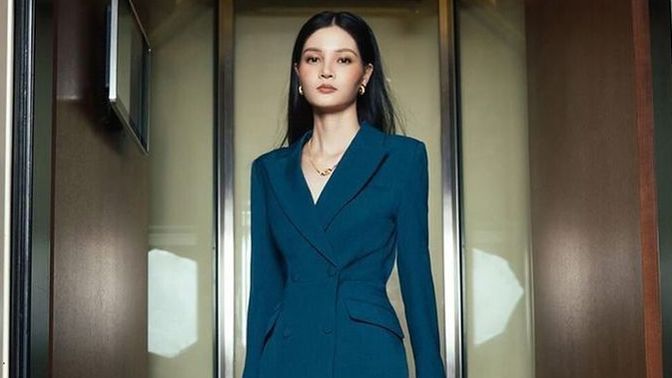 Which of these women's suits do you like the most?