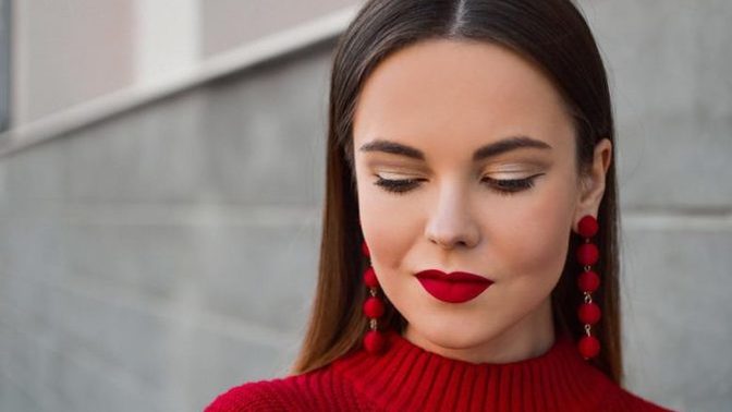 How do you balance independence with being in a relationship?