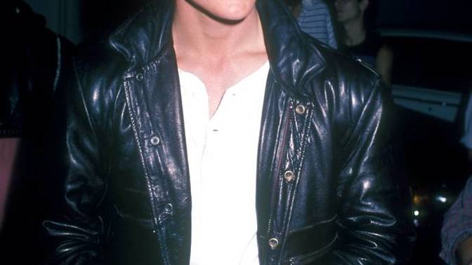 How popular was Tom Cruise in the late 80s?