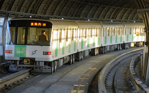 Whats your favorite rail vehicle for commuting?