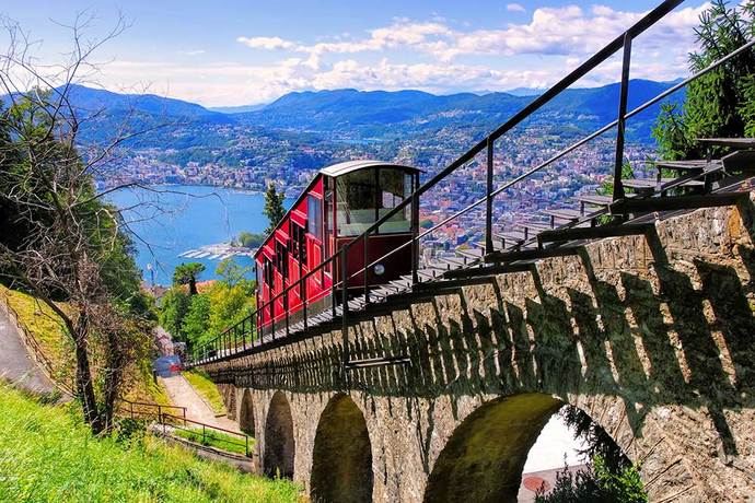 Whats your favorite rail vehicle for commuting?