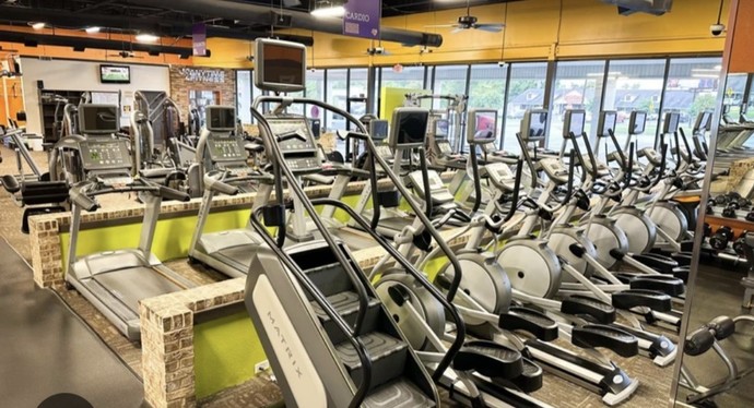 What time do you usually go to the gym?