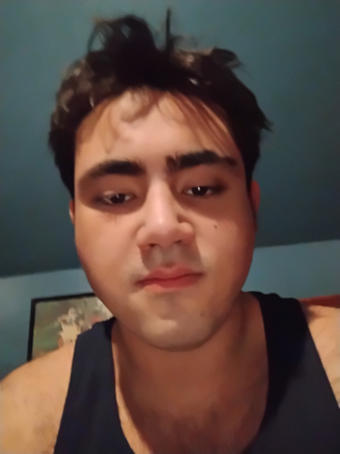 Girls, Why dont any women wanna be my girlfriend or even just hookup with me?