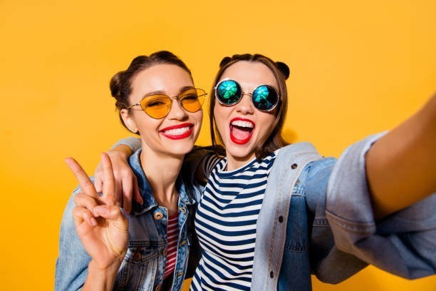 Why Do Some Women Switch To Dating Women?