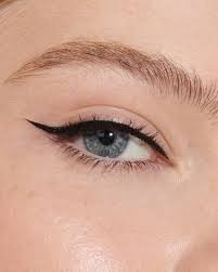 Whats the flick at the end of the eye thing?
