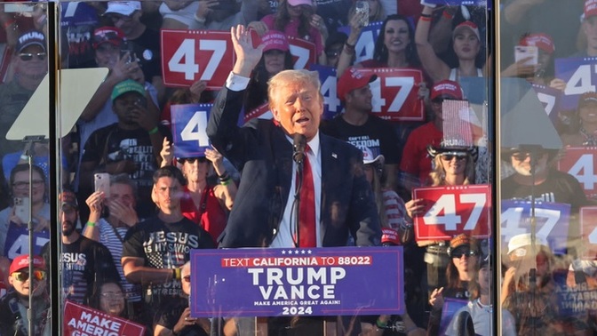 Trump 'endorses a woman getting hit' after she disrupts his rally — Hey all you MAGA republicans, what happened to Trump being the PROTECTOR OF WOMEN?