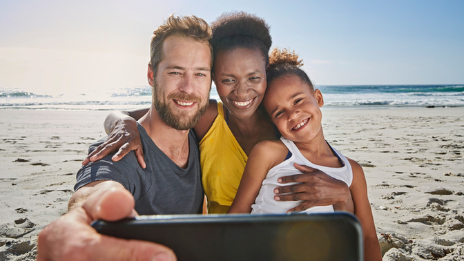 Do you think there's more pros or cons in having kids?