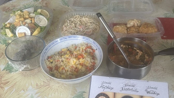 Does our 3 day Thanksgiving feast look good?
