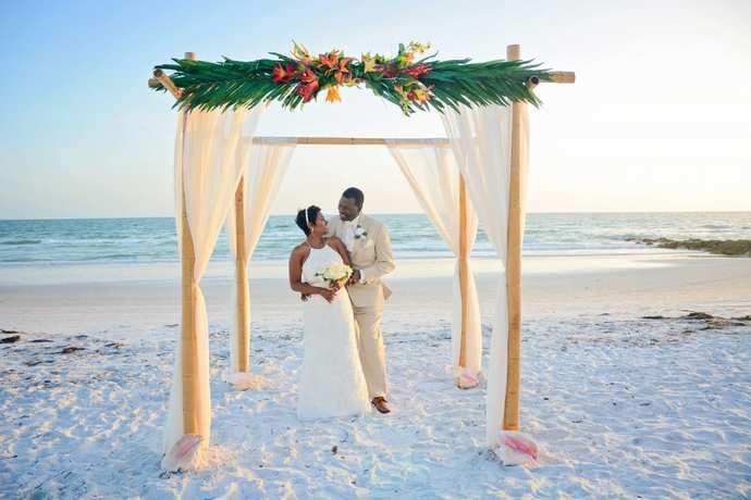 What are your thoughts on a courthouse wedding versus a huge wedding?