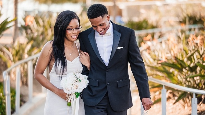 What are your thoughts on a courthouse wedding versus a huge wedding?