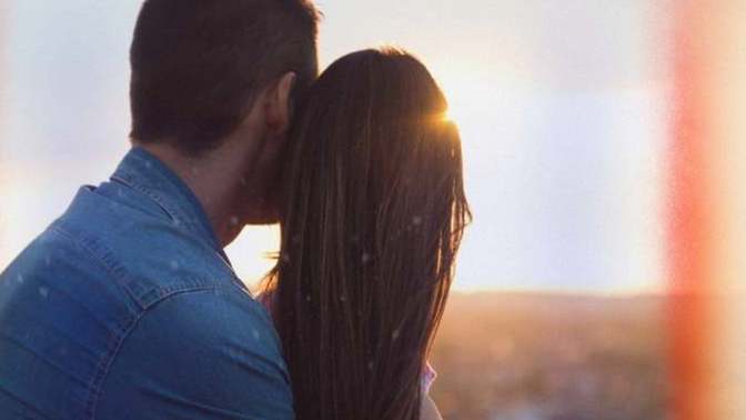 Why do women prefer dominant men over submissive men in relationships?