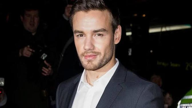 Liam Payne dies at the age of 31. Don't you think a funeral was the 1D reunion we were hoping for?