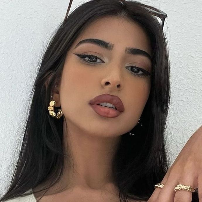 Do you find Latina makeup pretty? Would you try it?