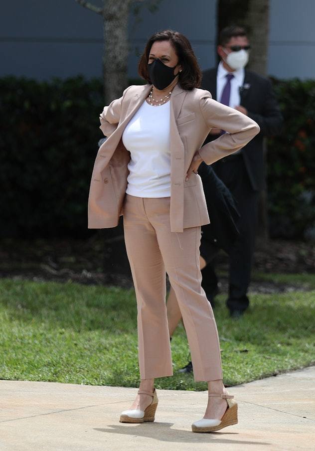 Would Kamala Harris poll numbers improve if she got breast implants?