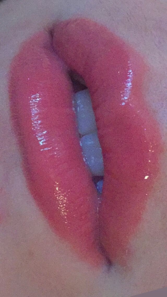 What is your all time favorite lipstick that makes you look most attractive?