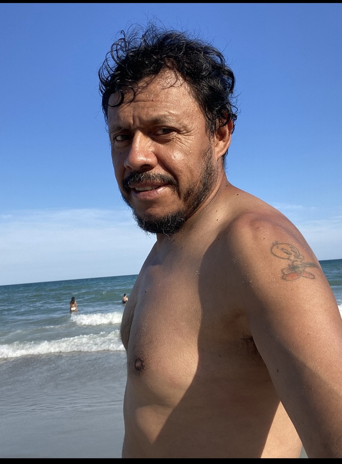 Hey this is oscar from ga looking to meet new friends?