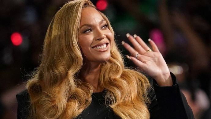 What are your thoughts of Beyoncé and Kelly Rowland’s appearance at Kamala Harris’s rally in Houston, Texas?
