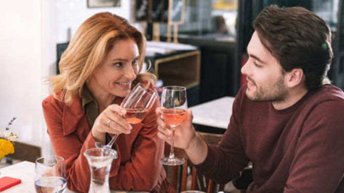 What is the maximum age difference that you think is acceptable in a relationship?