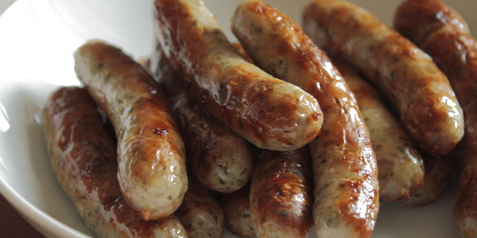 Protein food intake: Sausages or steak? Are sausages just meaty garbage?