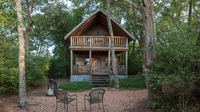 What would you think if your date brought you back to their house and it looked like this?