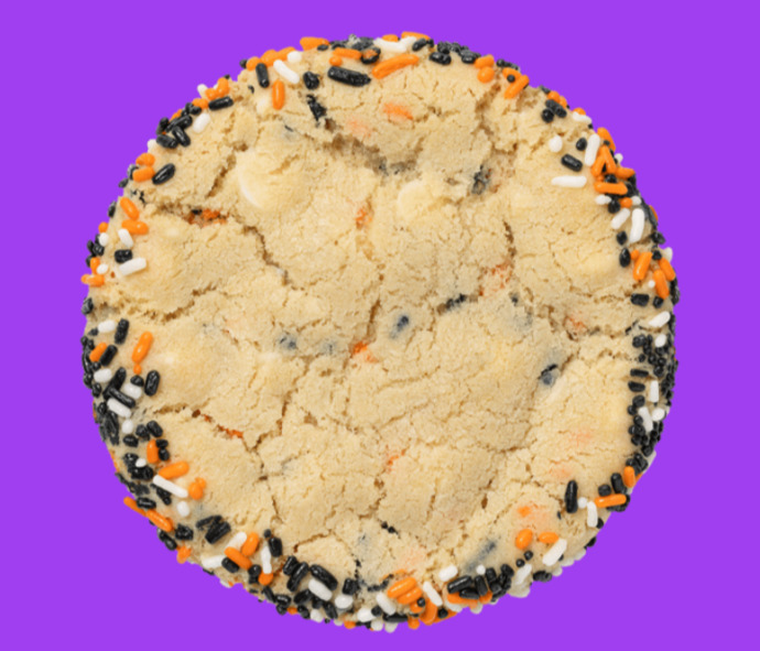 Between these two Crumbl cookies which one would you choose?