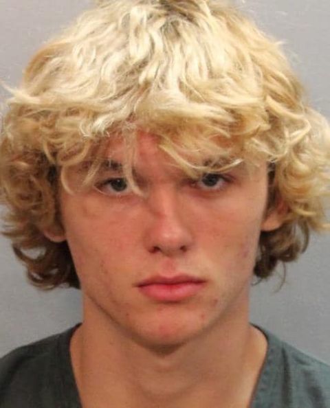 Trump supporter brandishes Machete to intimidate voters in Florida. But you trumpers WILL FAIL to stop us! Your thoughts?