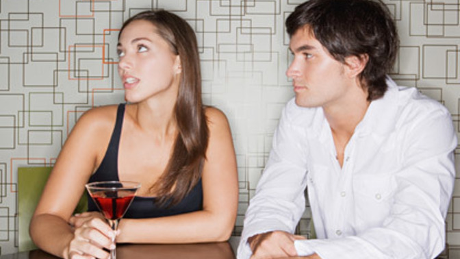 Is it appropriate to share personal stories about past relationships or traumas on a first date, or reserved for later stages of relationship?