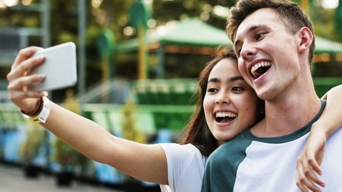 How do you know when you have a genuine connection with someone? How do you feel?