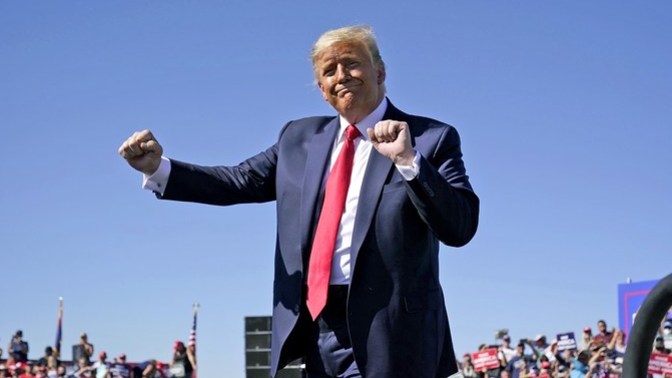 Trump's dance is very charismatic. Isn't it so?