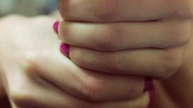 Is this the proper way to hold a man’s heart?
