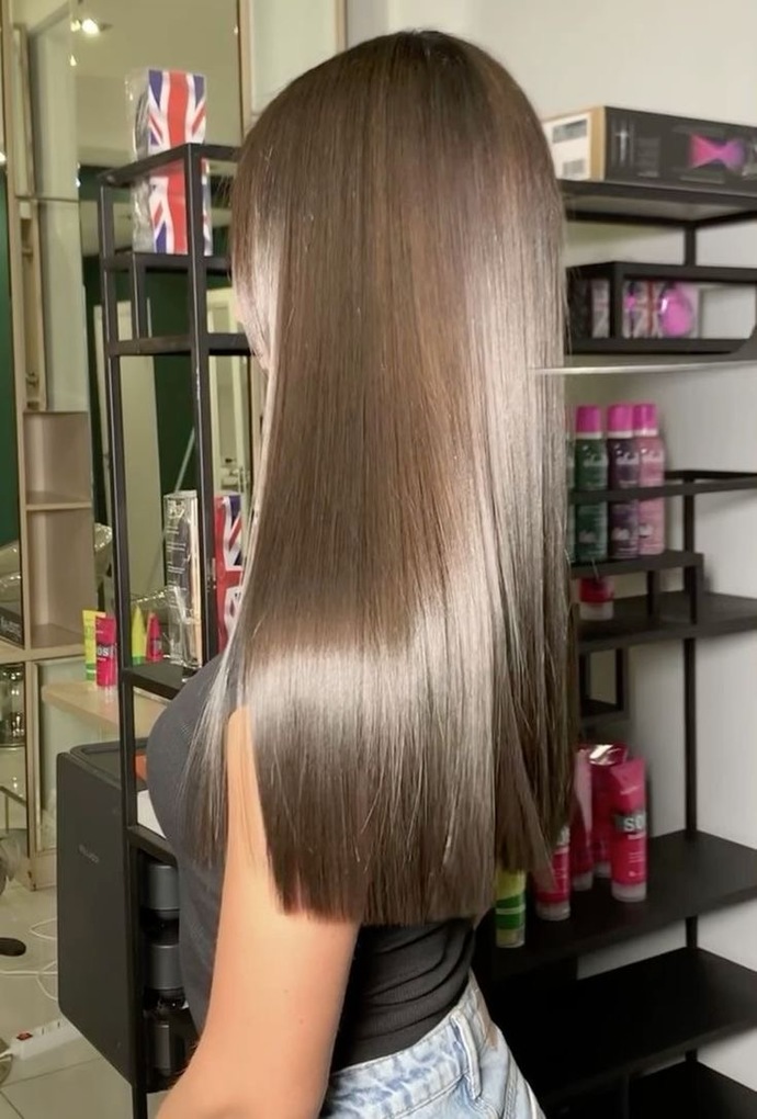 Which type of hair do you personally find most attractive on a girl?