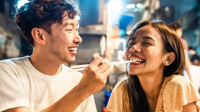 Is it true that men take longer to fall in love than women do?