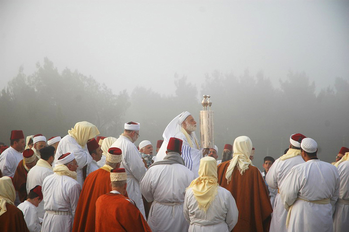 To glorify Jews because Jesus was Jew is not less nonsensical than glorifying men because Jesus was a Jew?