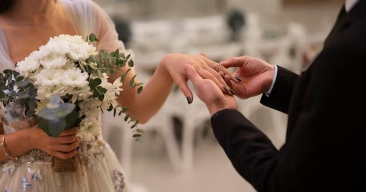 What should I do because my girlfriend is pressuring me about marriage ...