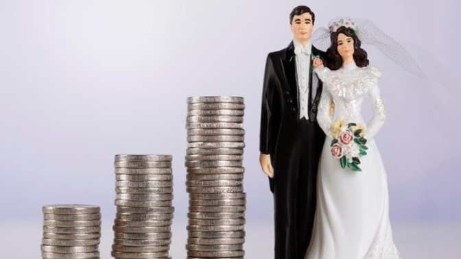 Why do some men contradict themselves saying they want a "traditional" stay at home woman then complain about needing to financially support her?