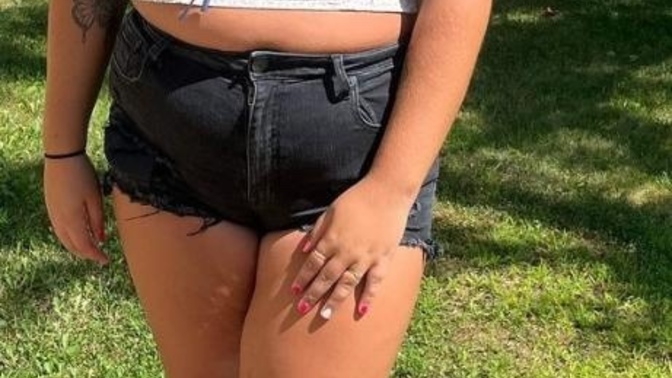 Do some girl just not notice that they have a tummy?