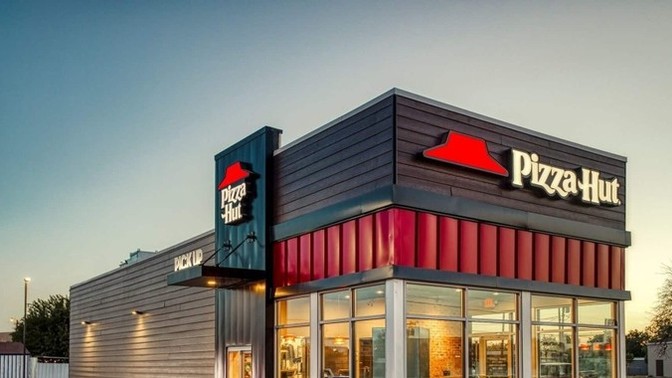 Would you try this pizza combination at Pizza Hut?
