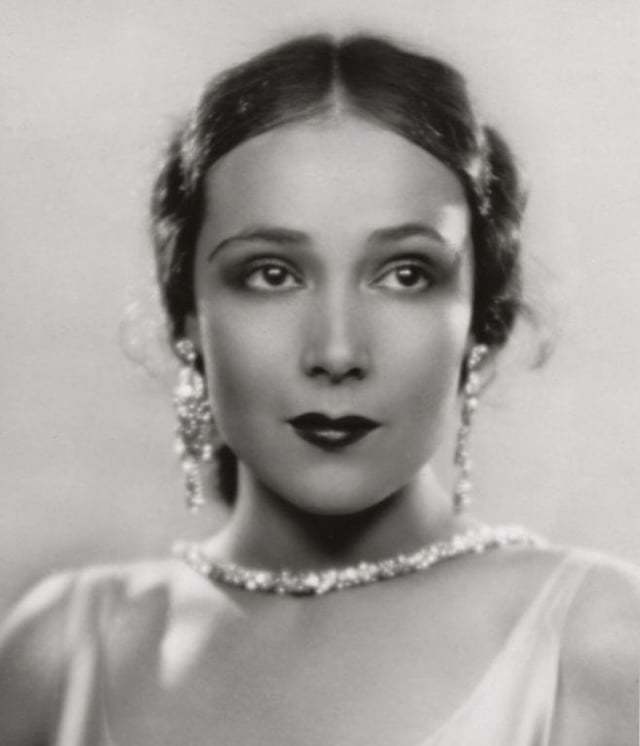 Dolores del Rio a Latina beauty icon