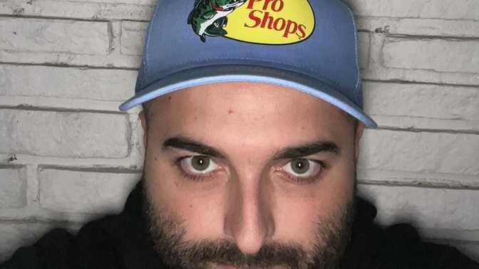 Girls, Would you dump a guy if he was wearing a bass pro shops hat?