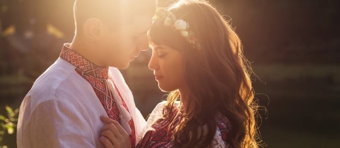 Do you believe in right person, wrong time?