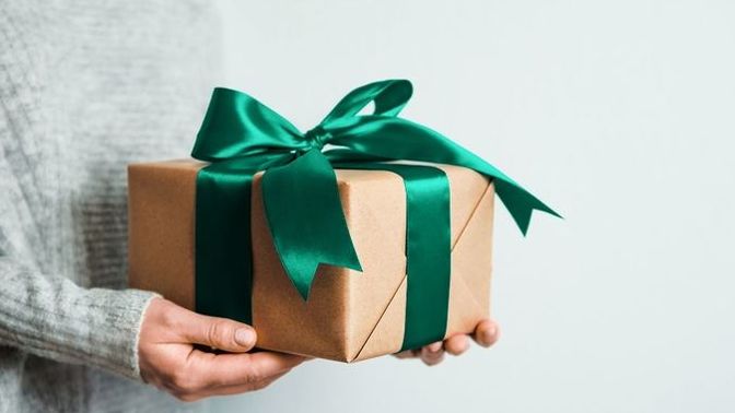 Men, what kind of gift would you want for international mens day 🎁💝?