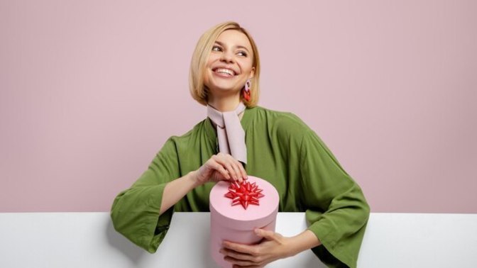 What kind of gift would I buy for my ex girlfriend's birthday?