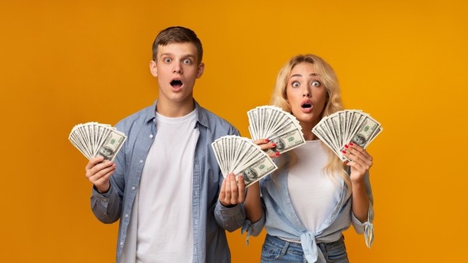 Should women pay more taxes than men in 2025?