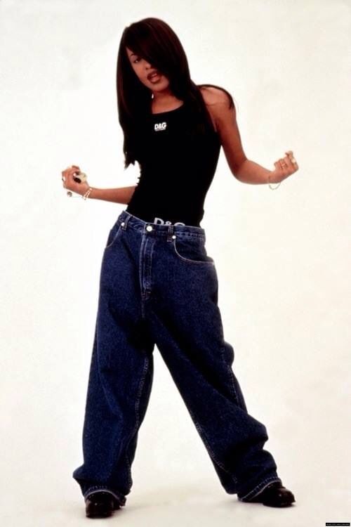Why was Aaliyahs tomboy style popular in the 90s?