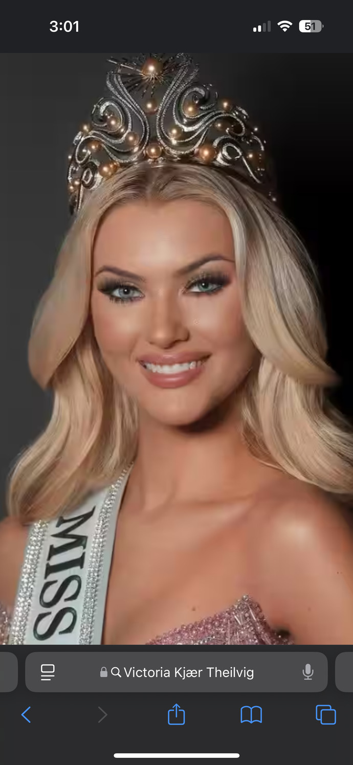Do you guys think these women are the most beautiful in the universe?