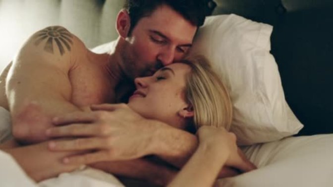 Should friends with benefits be exclusive or should they be able to have other partners?